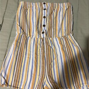 Cuteee striped romper!!